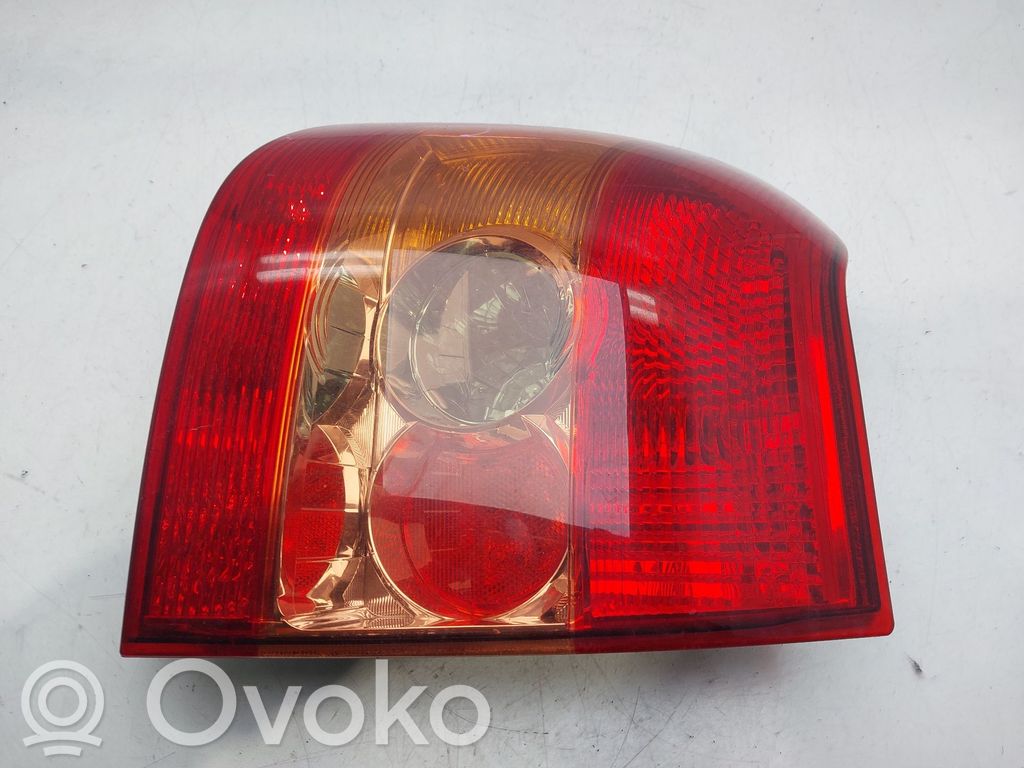 Toyota Corolla E110 Luci posteriori