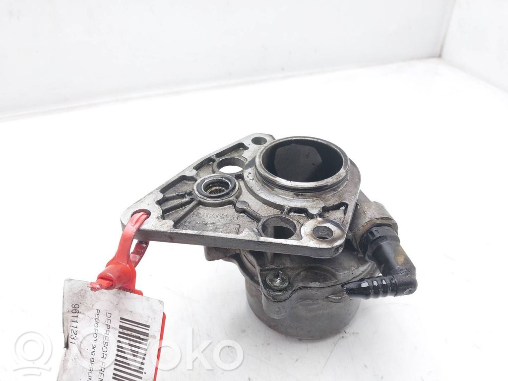 Peugeot 306 Bomba de vacío 