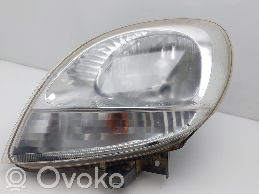 Phare frontale   8200236590