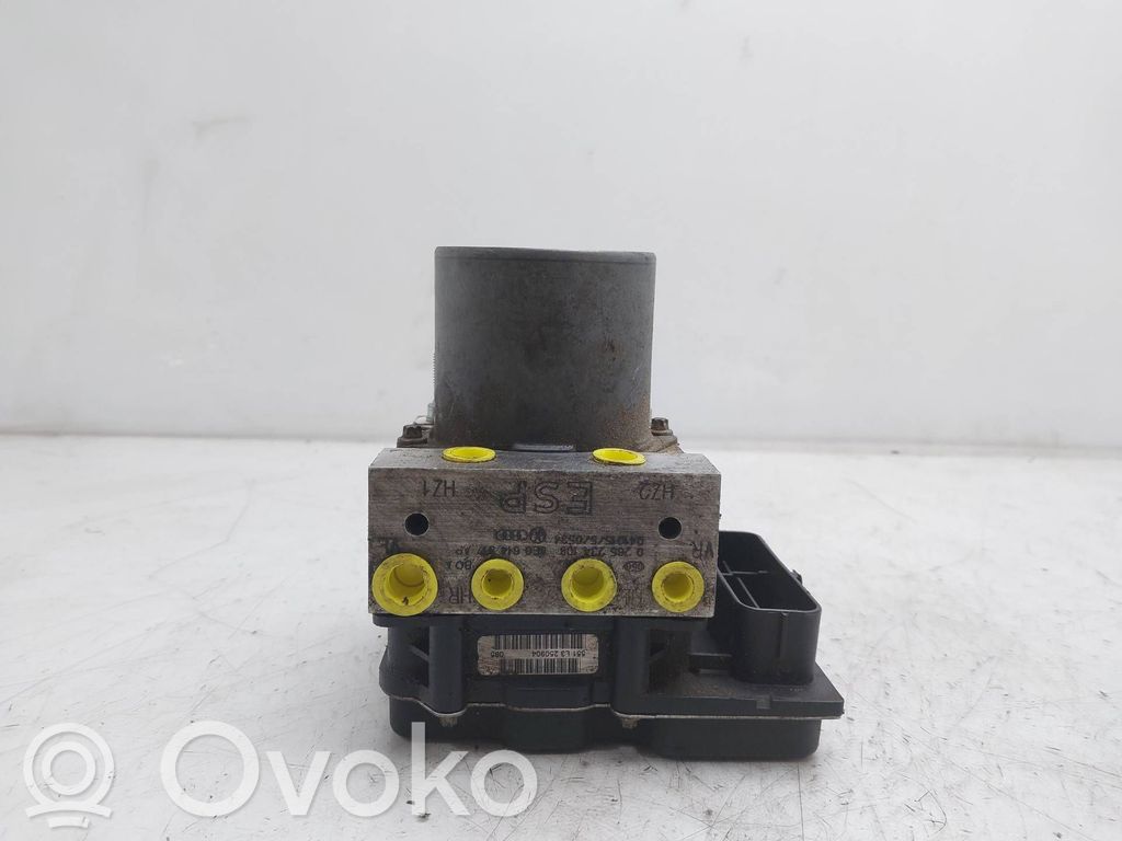 Audi A4 S4 B6 8E 8H ABS-pumppu 