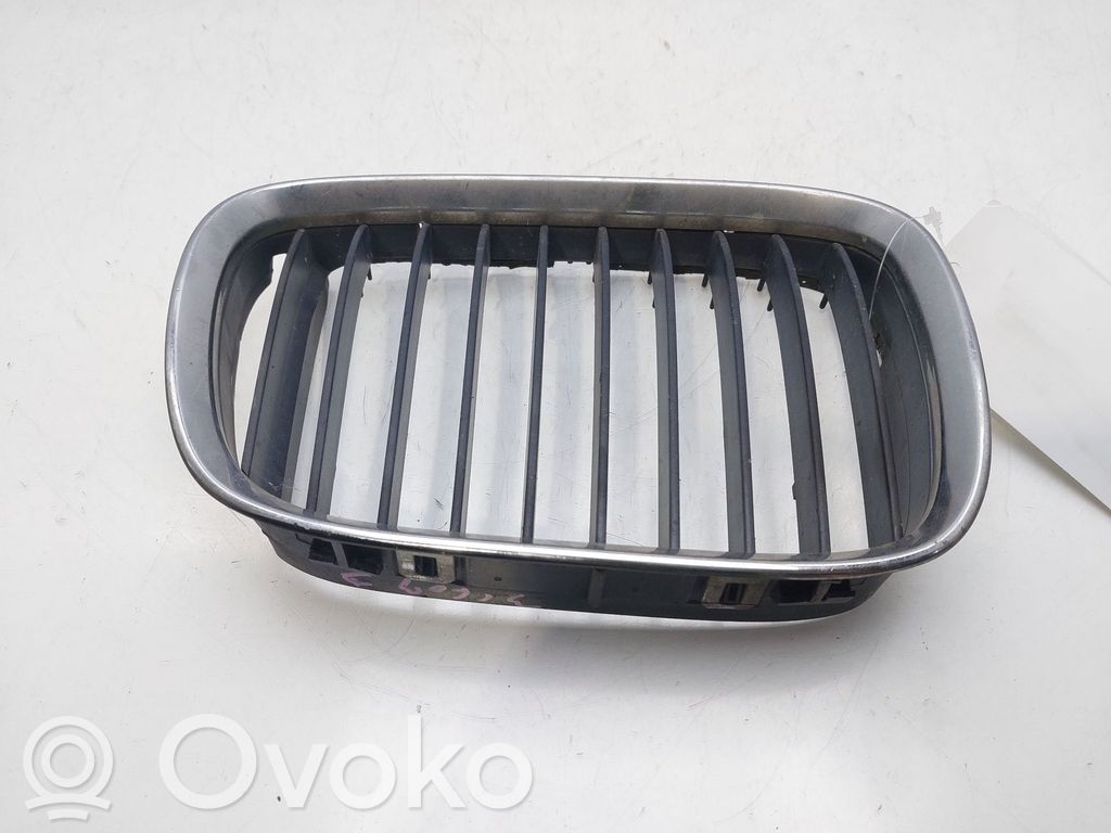 Grille de calandre avant   8159312