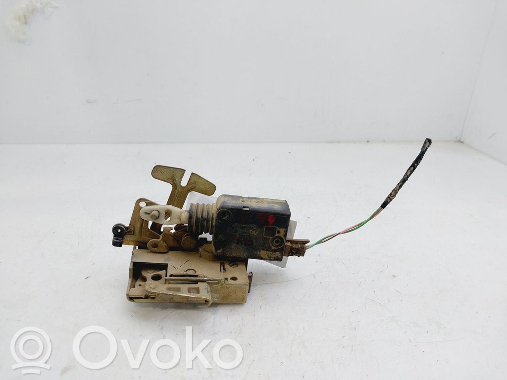 Citroen Saxo Takaoven lukko 