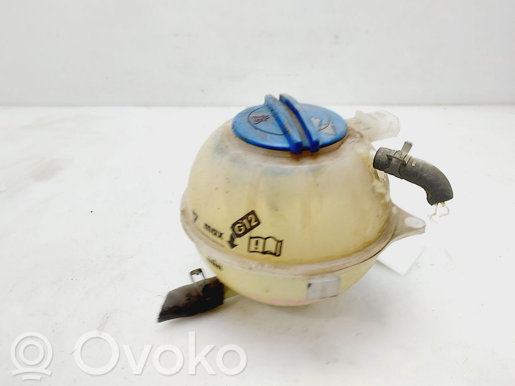 Skoda Fabia Mk2 (5J) Serbatoio di compensazione del liquido refrigerante/vaschetta