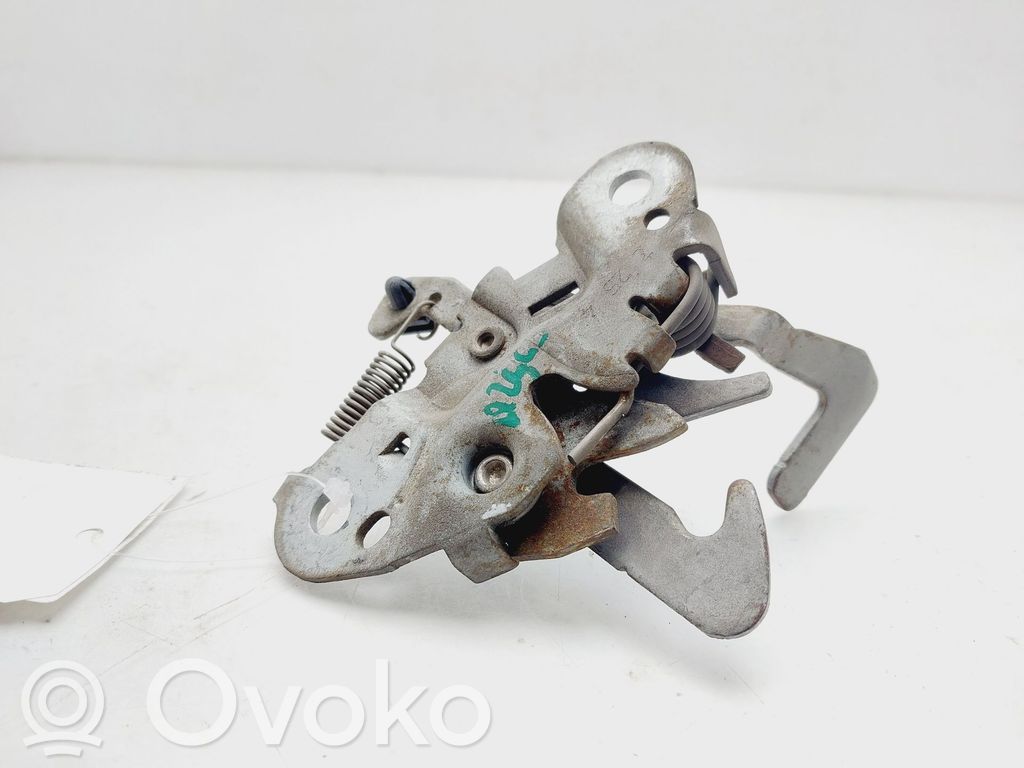 Citroen Berlingo Tie down hook / loop 