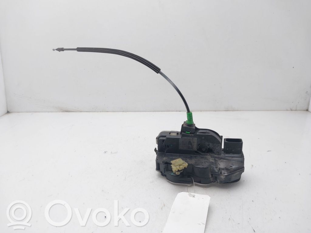 Opel Insignia A Serratura portiera posteriore 