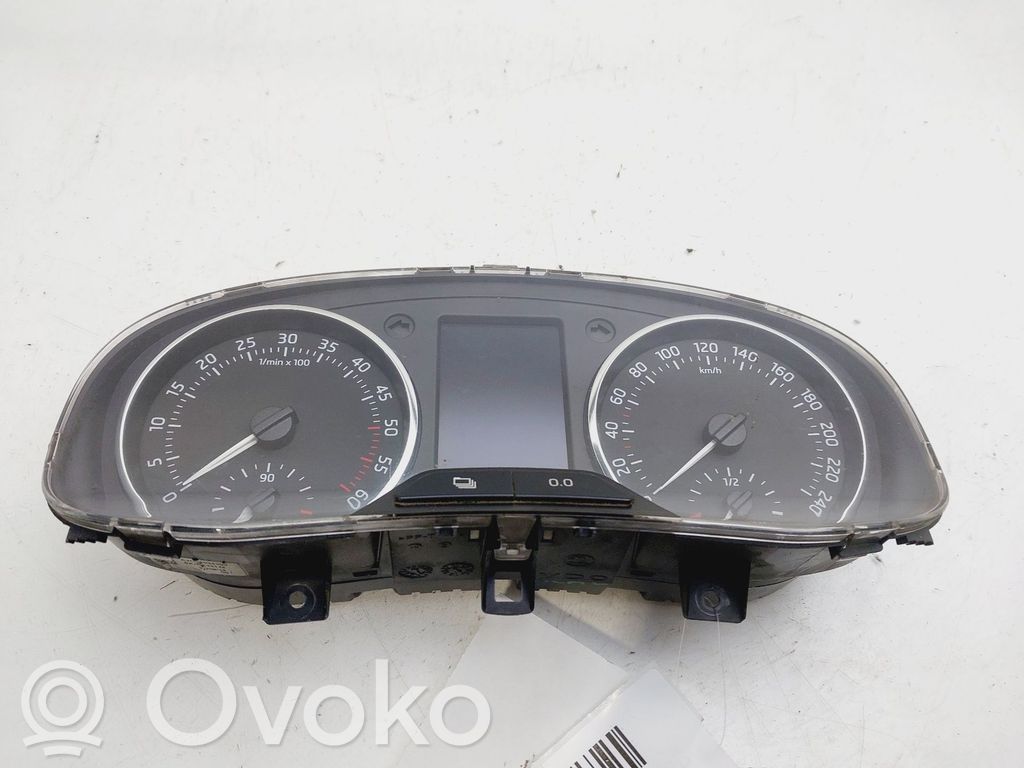 Skoda Rapid (NH) Geschwindigkeitsmesser Cockpit 