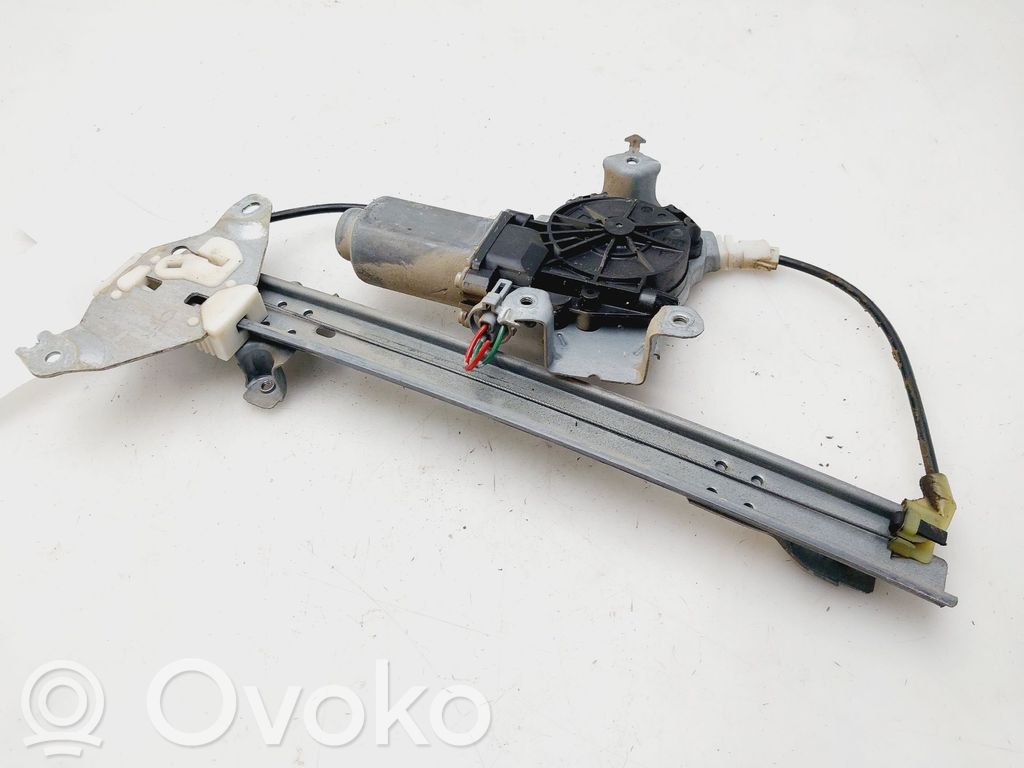 Regulador manual de la ventanilla trasera   82700JD40A