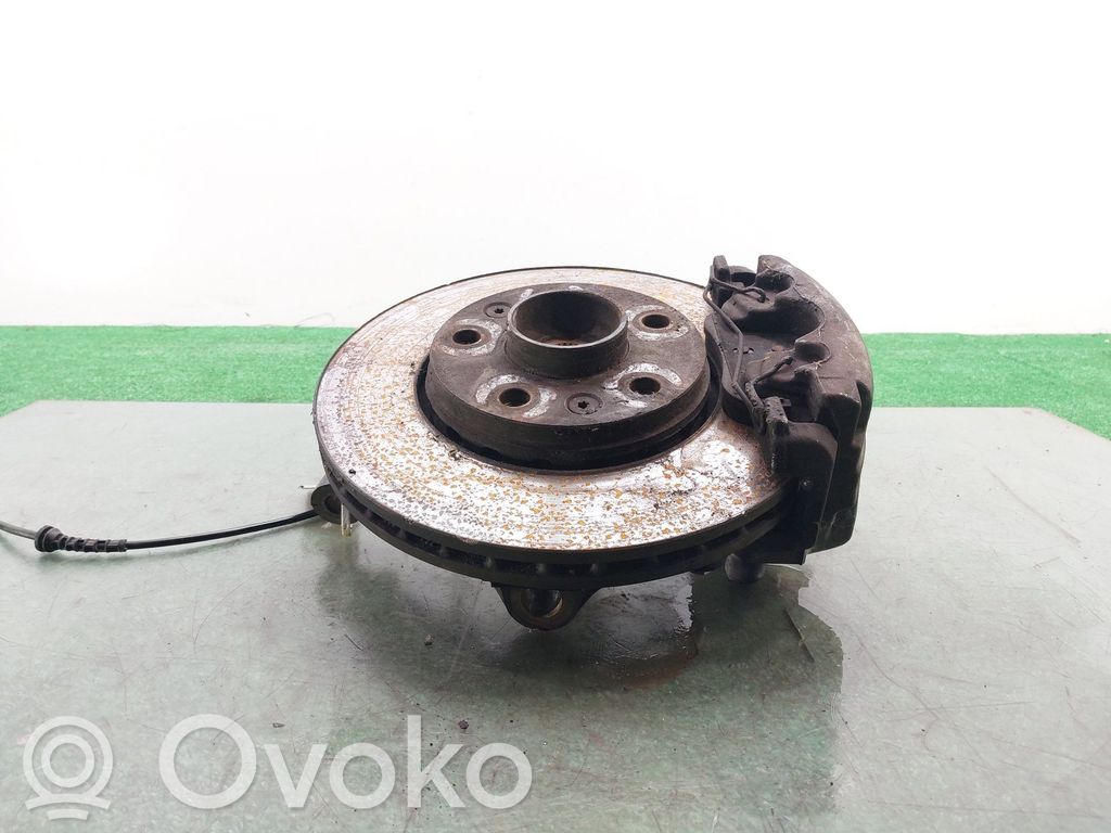 Renault Megane III Achsschenkel vorne 