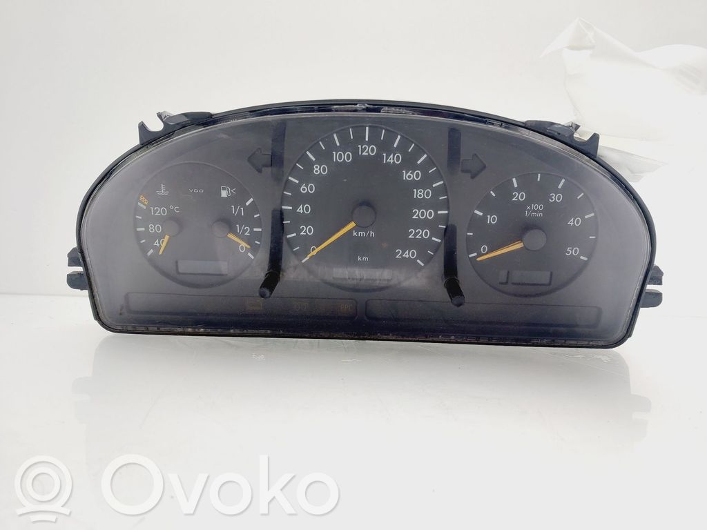 Mercedes-Benz ML W163 Vitezometru (grup de instrumente)