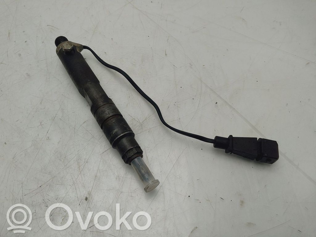 Injector combustibil   028130201J