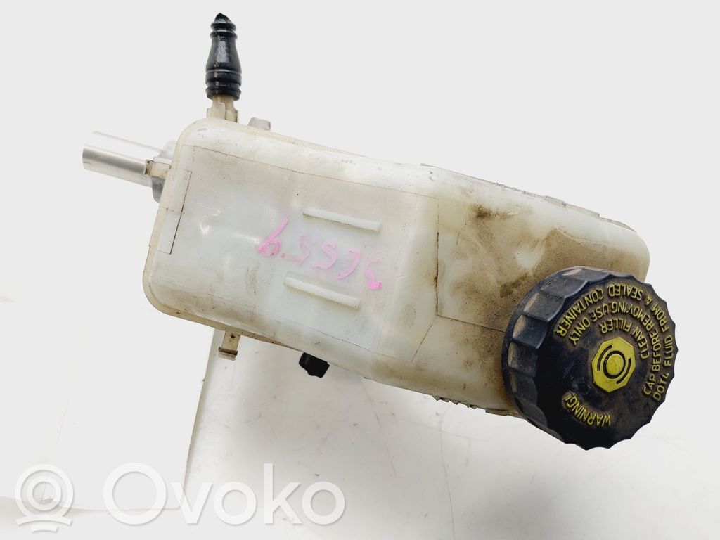 Opel Corsa D Pääjarrusylinteri 