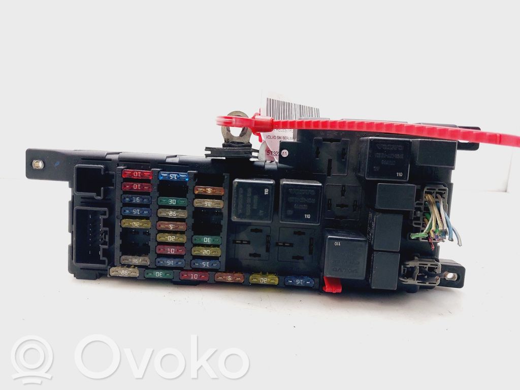 Volvo S80 Fuse module 