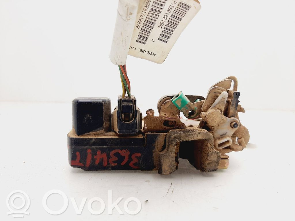 Jeep Cherokee KJ Takaoven lukko 