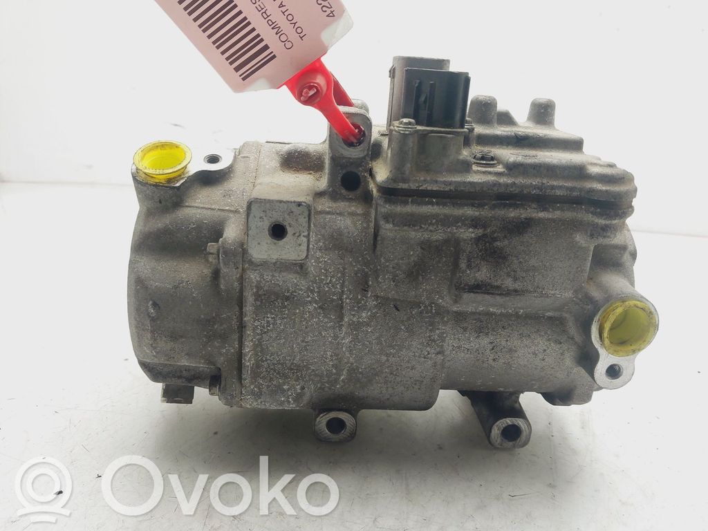 Toyota RAV 4 (XA40) Klimakompressor Pumpe 