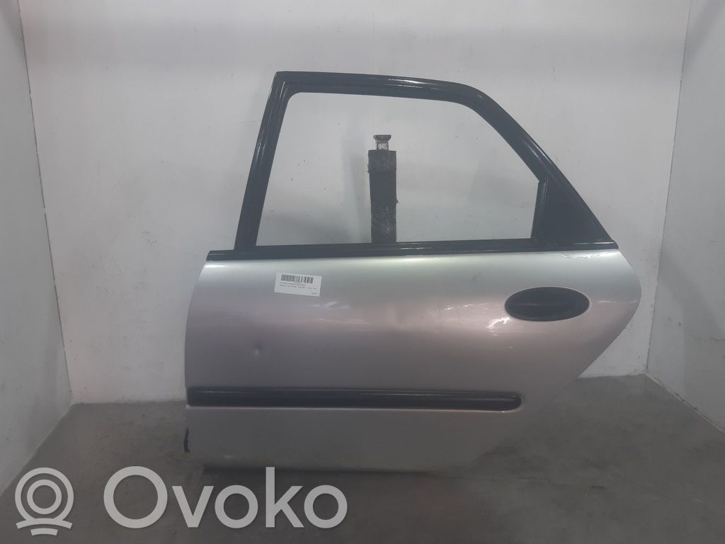 Renault Laguna I Puerta trasera 