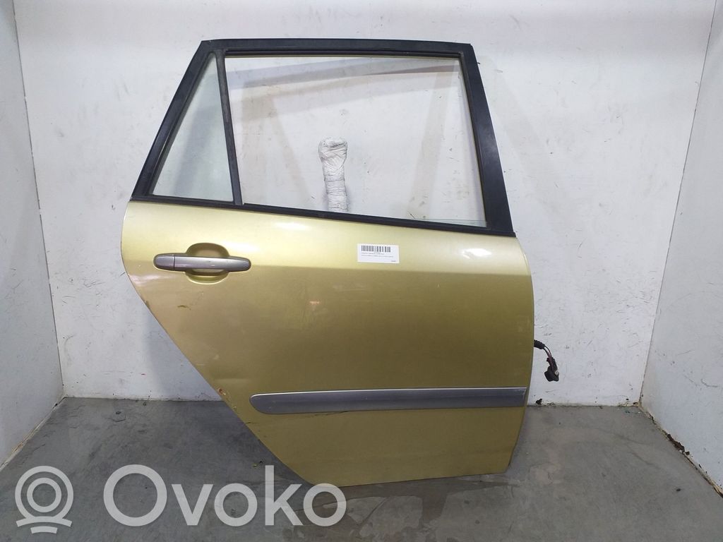 Toyota Corolla E120 E130 Puerta trasera 