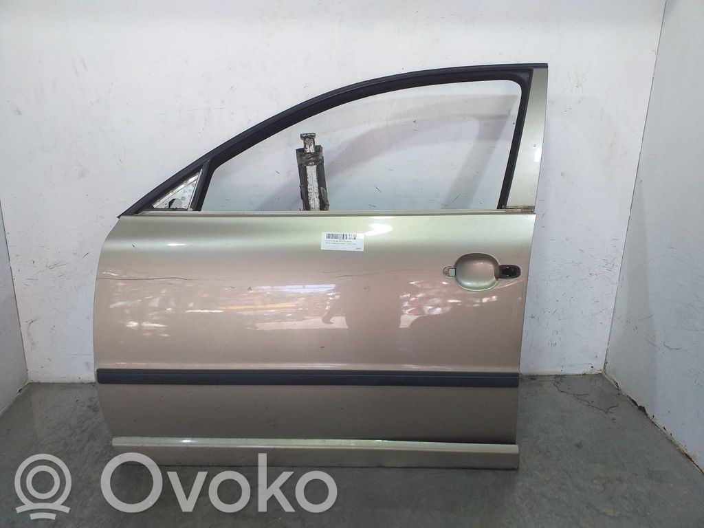 Skoda Superb B5 (3U) Puerta delantera 
