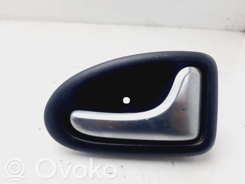 Renault Clio II Manecilla interna puerta trasera 