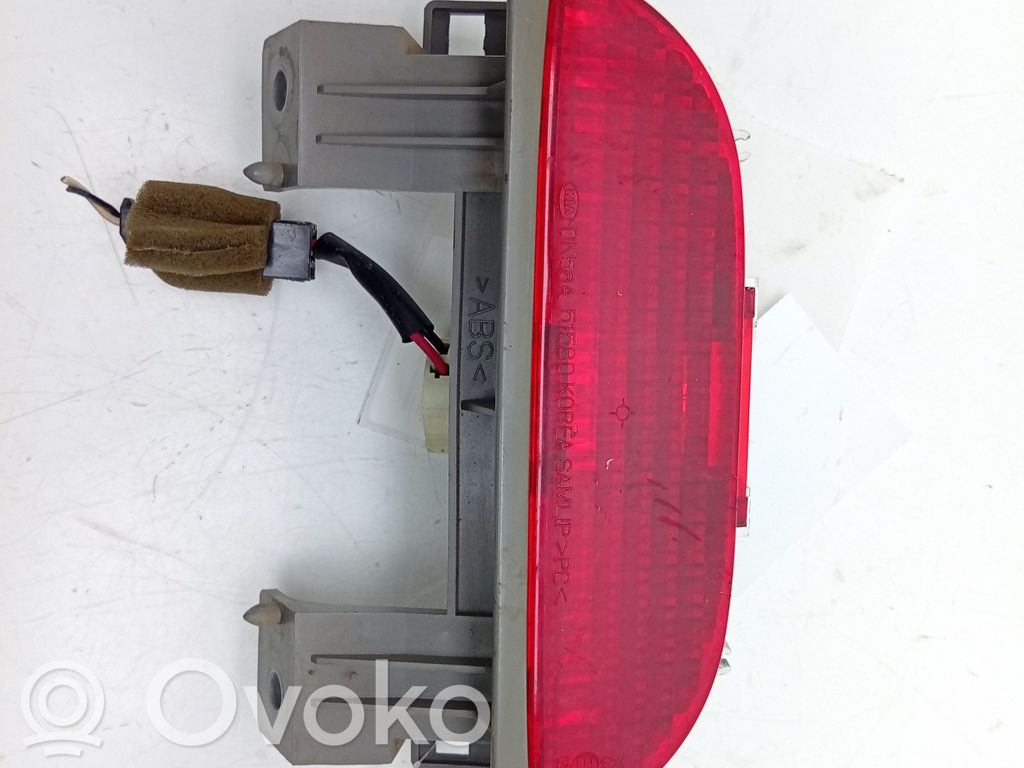 Third/center stoplight   0K56A51580