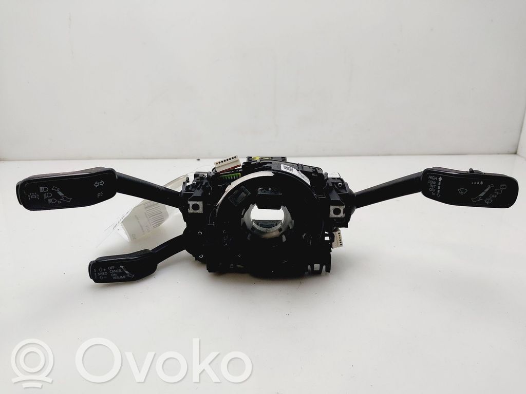 Seat Leon (5F) Interruptores/botones de la columna de dirección 