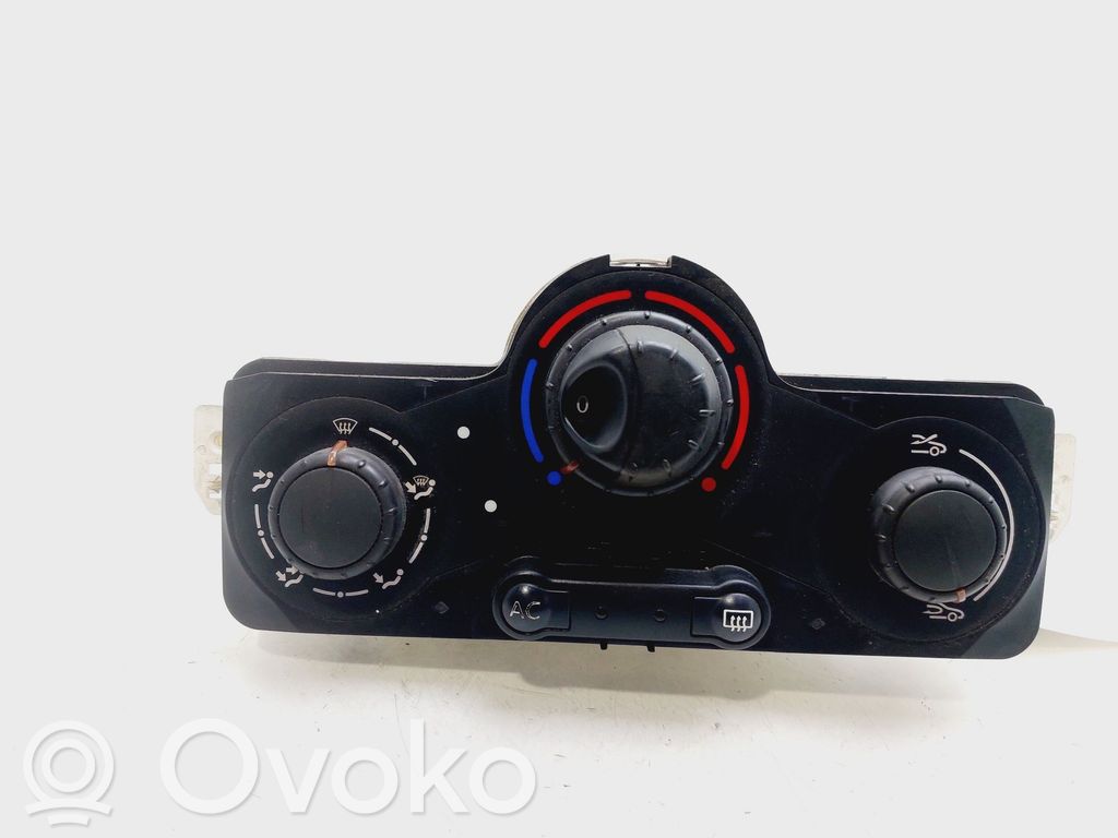 Climate control unit   7701070472