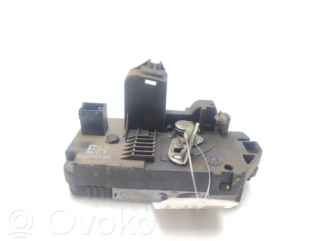 Opel Corsa C Rear door lock 