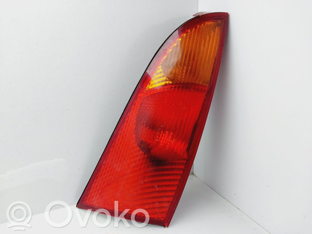 Luz trasera/de freno   1M5113404A