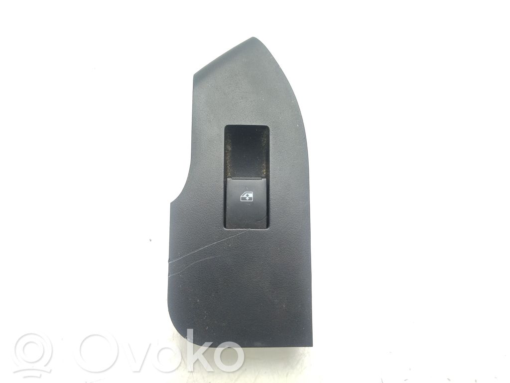 Chevrolet Captiva Electric window control switch 
