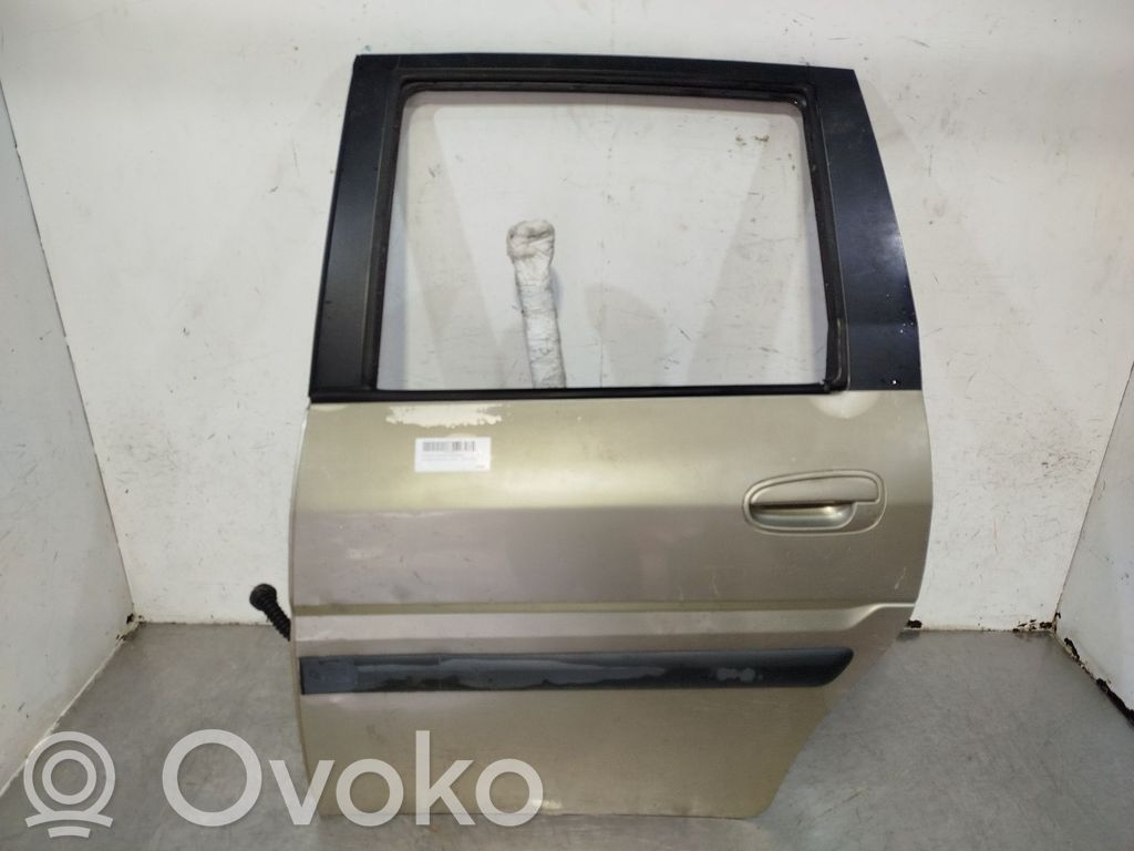 Hyundai Matrix Puerta trasera 