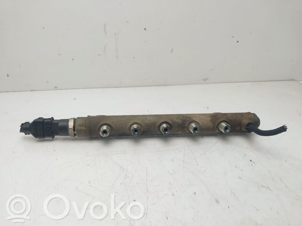Hyundai Matrix Listwa wtryskowa 