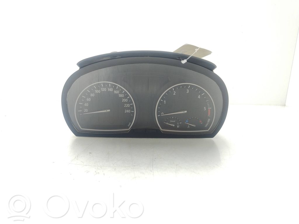 BMW X3 E83 Speedometer (instrument cluster) 