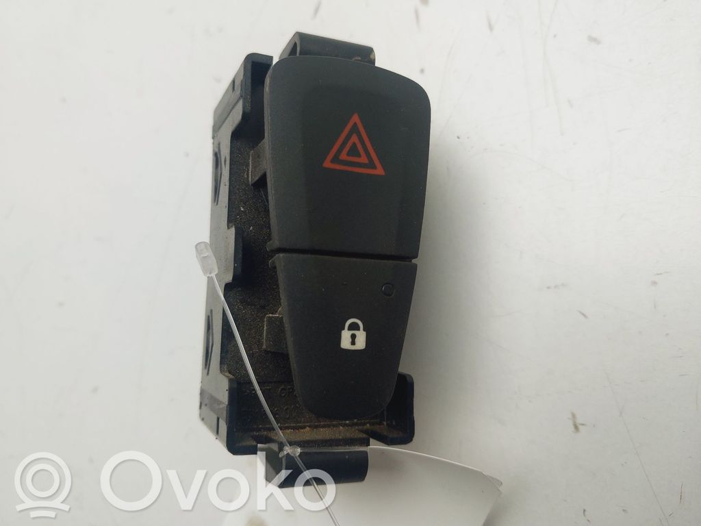 Other switches/knobs/shifts   E3160102