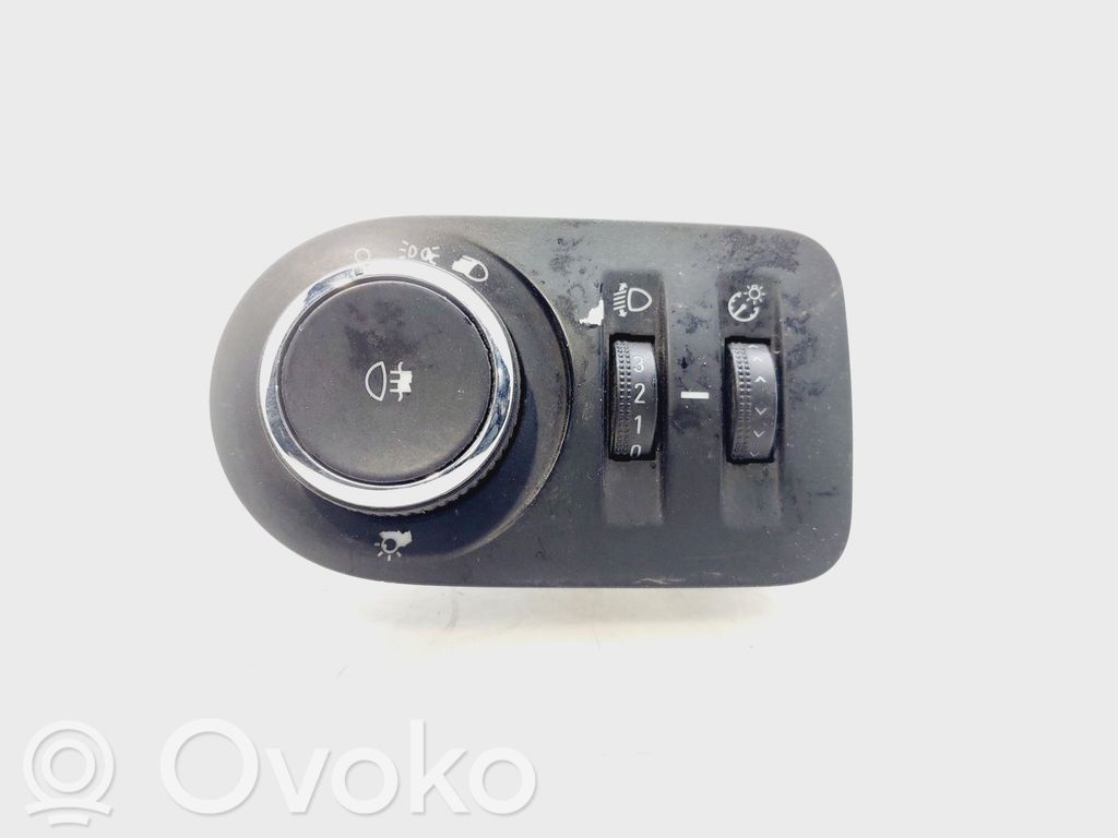 Opel Corsa D Valokatkaisija 