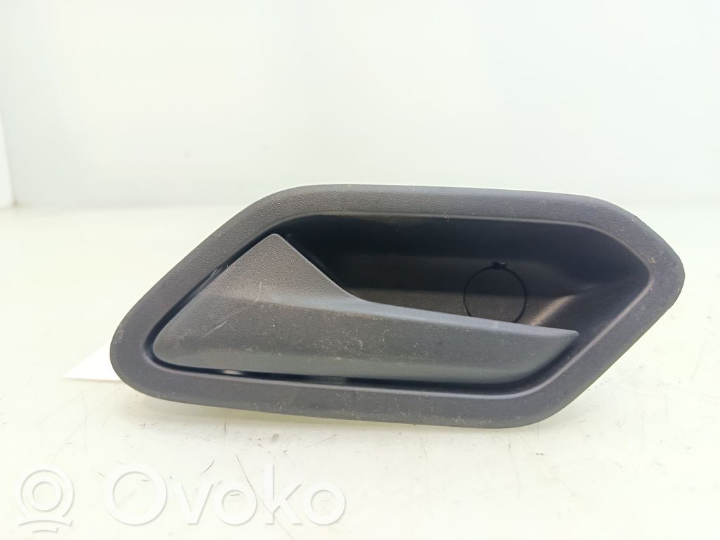 Dacia Sandero Manecilla interna puerta delantera 