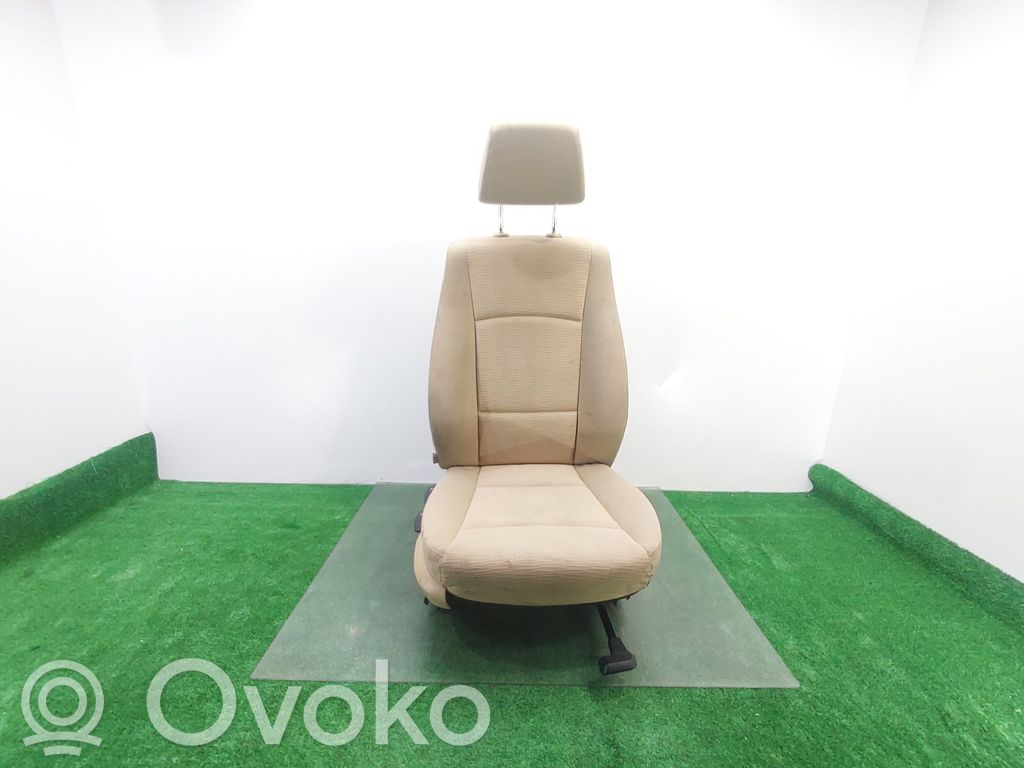 BMW X1 E84 Etumatkustajan istuin 