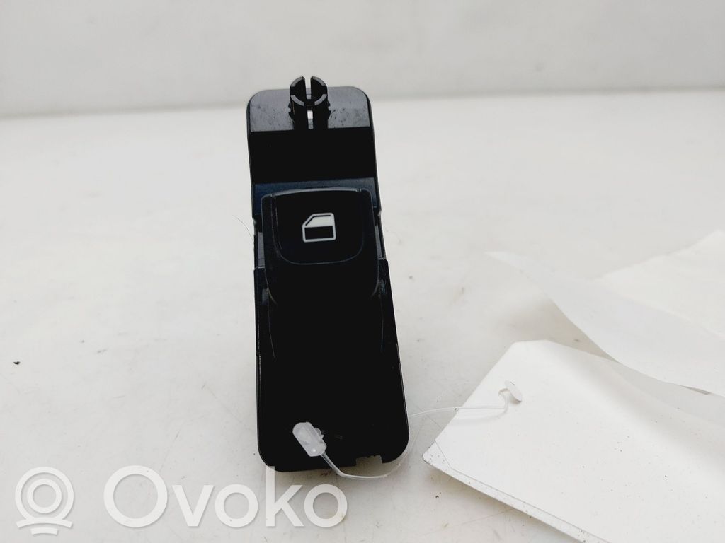 Interrupteur commade lève-vitre   93580H8000