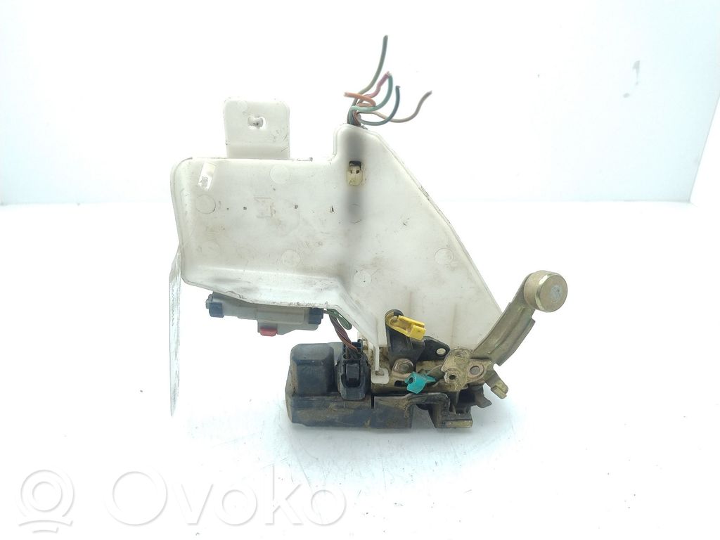 Jeep Cherokee KJ Etuoven lukko