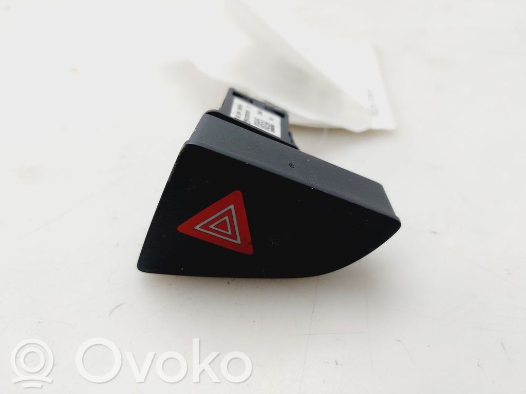 Botón interruptor de luz de peligro   96594789KR