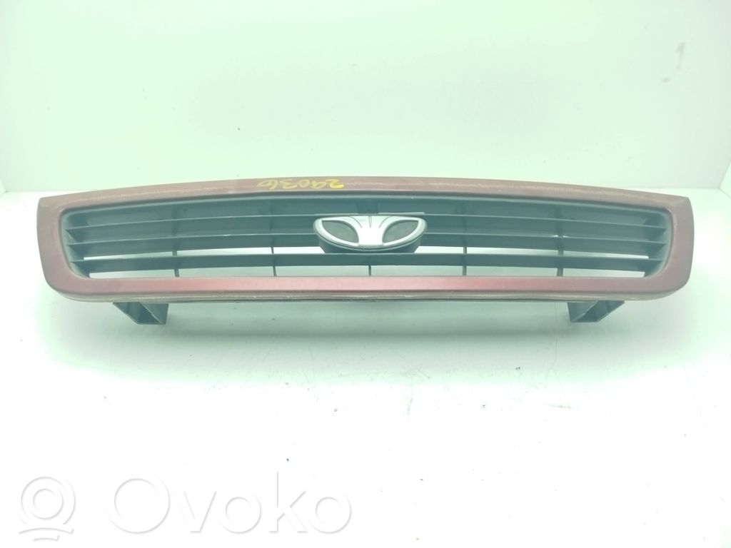 Daewoo Nexia Grille de calandre avant 