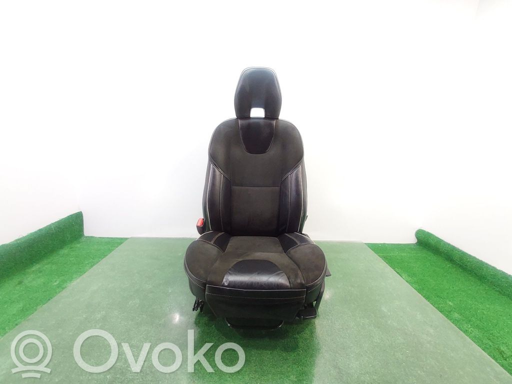 Volvo V40 Kuljettajan istuin 