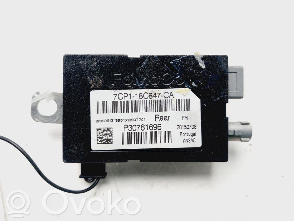 Ford C-MAX II Amplificator antenă aeriană