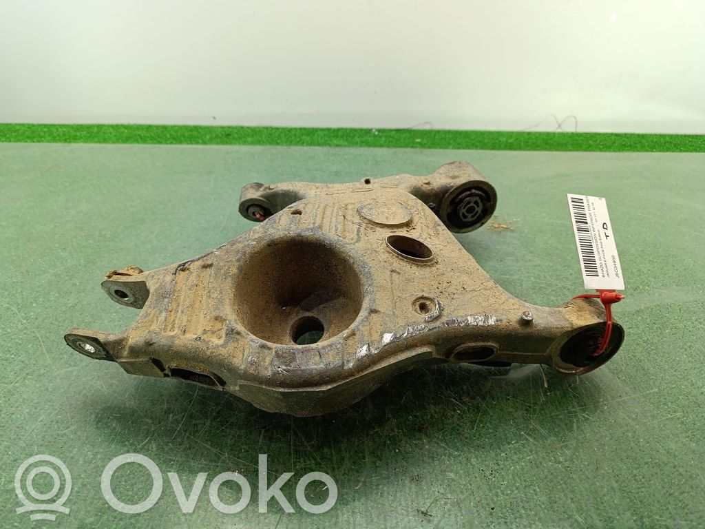 Rear control arm   J9C34959