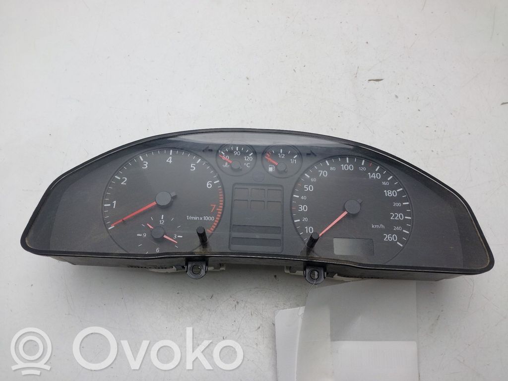 Geschwindigkeitsmesser Cockpit   8D0919861H