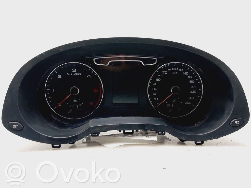 Audi Q3 8U Licznik / Prędkościomierz 