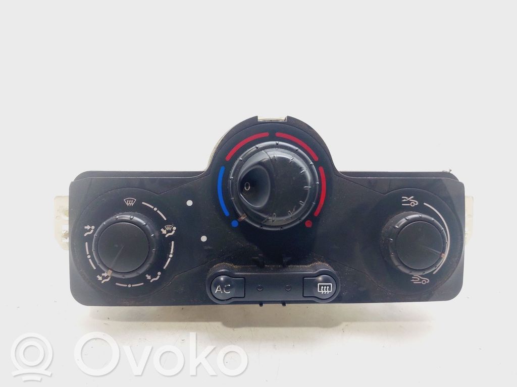 Renault Modus Climate control unit 