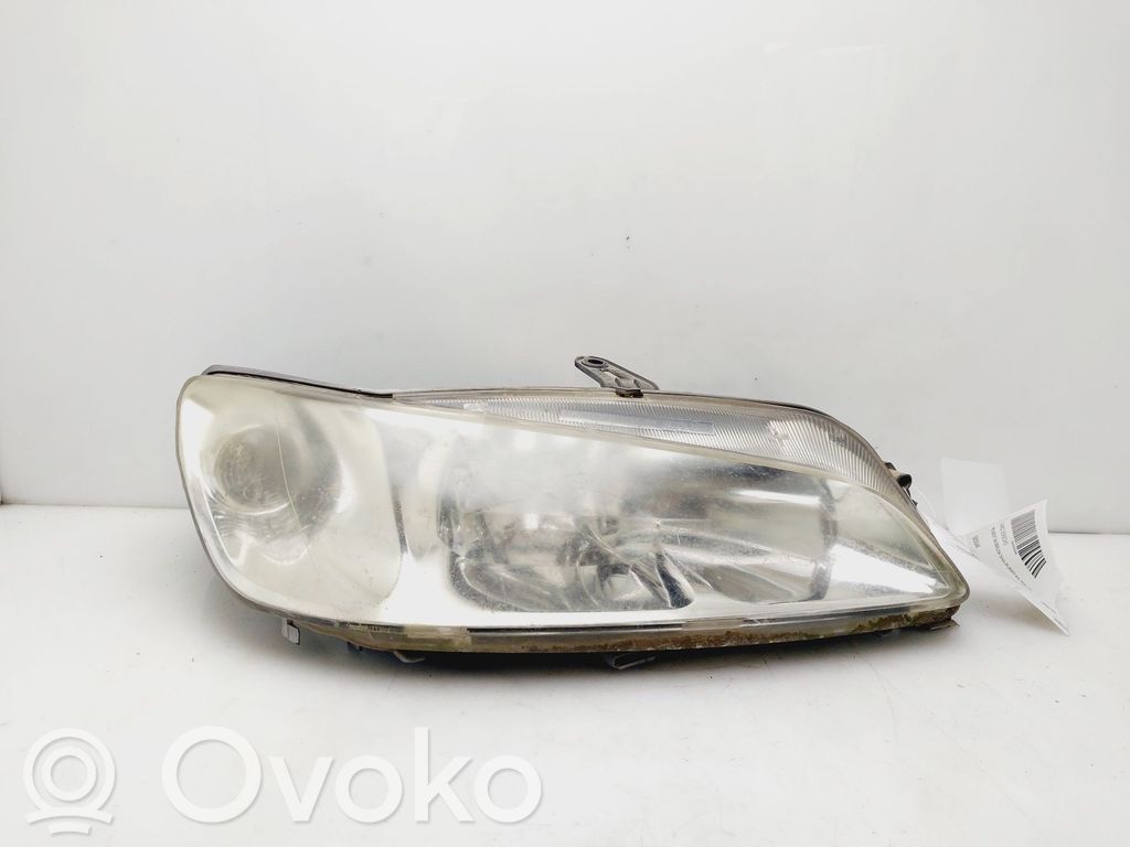 Peugeot 306 Priekšējais lukturis 