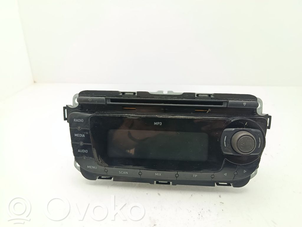 Seat Ibiza IV (6J,6P) Panel / Radioodtwarzacz CD/DVD/GPS 