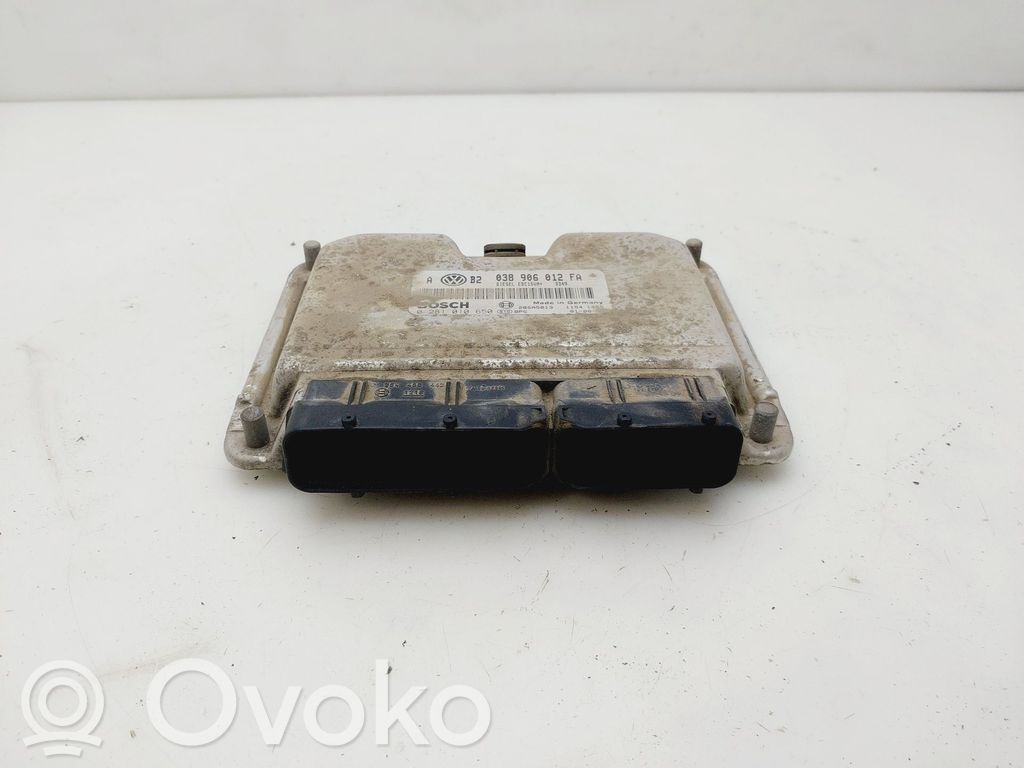 Volkswagen Golf IV Engine control unit/module 