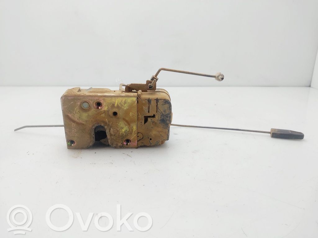 Peugeot 206 Front door lock 