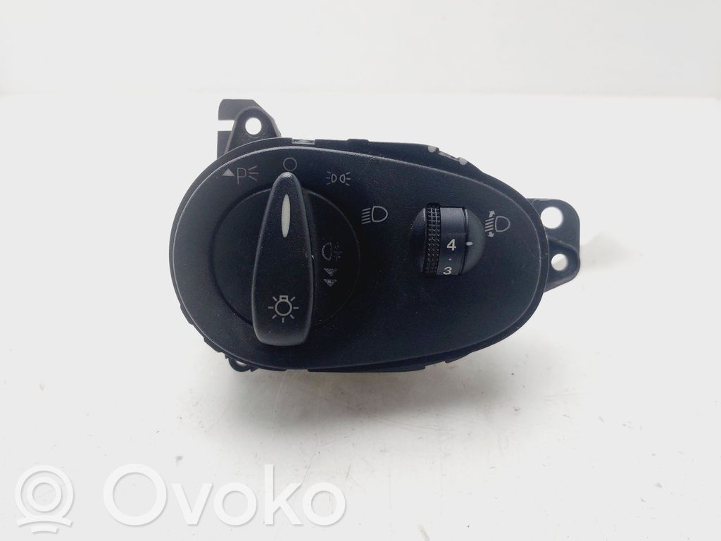 Ford Focus Light switch 